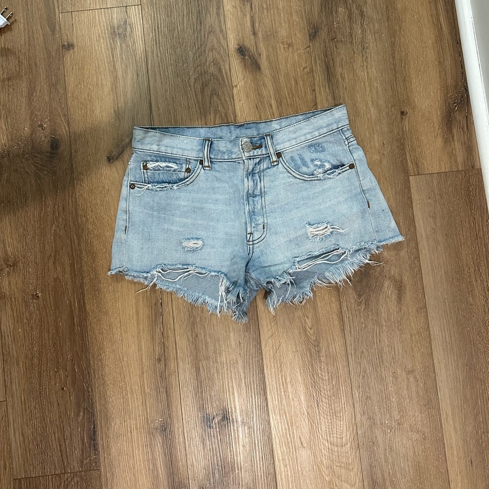 BDG Jean shorts size 27